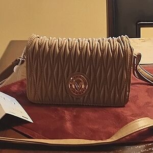 NWT VALENTINO ORLANDI, CROSSBODY BAG PURSE. VEGAN LEATHER.